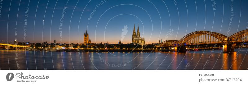 Köln Nacht Sykline Panorama Großstadt Kölner Dom Altstadt Kathedrale Rhein Hohenzollern Deutschland dom Fluss Karneval Architektur Gebäude Kirche Brücke Sommer