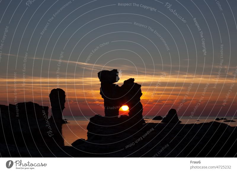 Farbcontest | Natur Sonnenuntergang Meer Strand Wasser Sonnenlicht Abenddämmerung Sommer Ferien & Urlaub & Reisen Himmel Wolken Horizont Licht Raukar