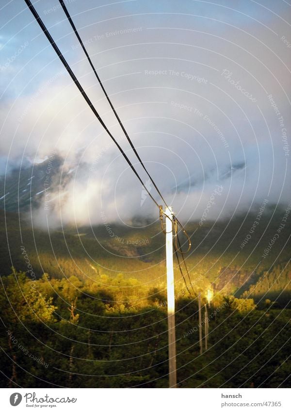 Weg zum Licht Wolken Norwegen Natur Energiewirtschaft light clouds