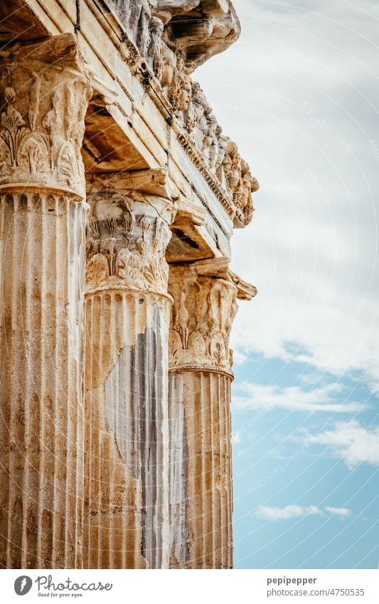 Apollon Tempel Türkei Antalya Himmel blau Außenaufnahme Farbfoto Tag Menschenleer Architektur Tourismus Religion & Glaube Bauwerk Gebäude Sehenswürdigkeit