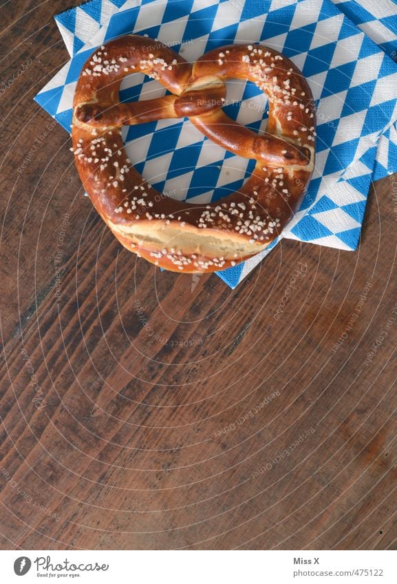 Brezel Lebensmittel Teigwaren Backwaren Ernährung Mittagessen Büffet Brunch Fastfood Oktoberfest Jahrmarkt frisch lecker bayerisch Bayern salzig Kochsalz