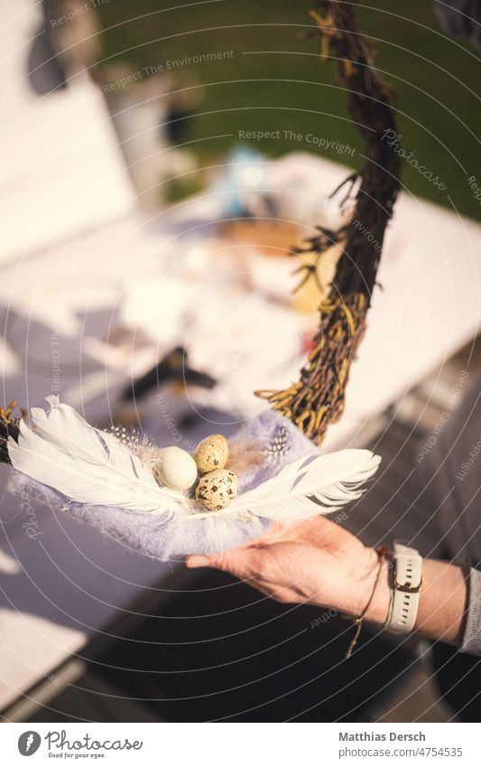 Basteln zu Ostern - Kranz Osterei Osterkranz do it yourself selbstgemacht Kreativität heimwerken Kunst Kunsthandwerk Handwerk