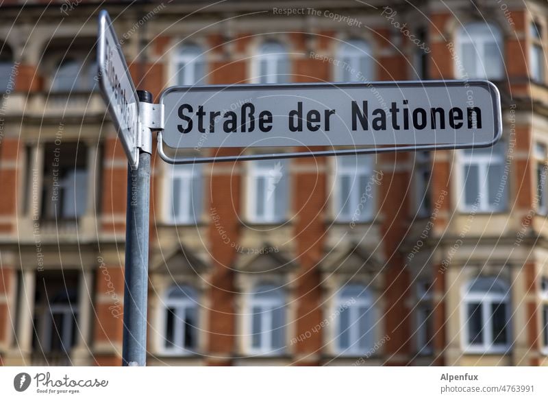 Miniaturusertreffen, Straße der Nationen, Chemnitz Strassenschild Vereinte Nationen Außenaufnahme Menschenleer Schilder & Markierungen Hinweisschild