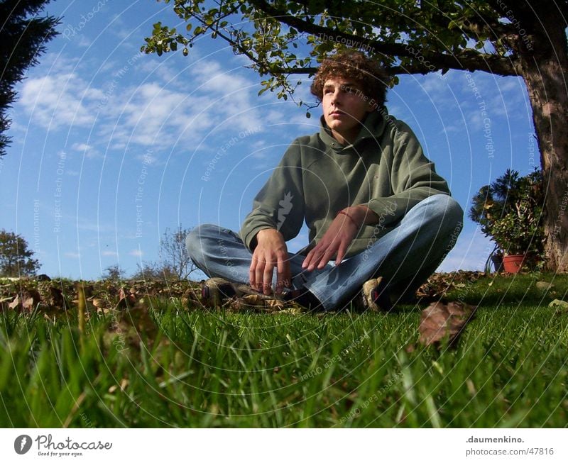 Harmonisierung meines Wohlbefindens Wolken Wiese Gras Baum Blatt Philosophie Sinnesorgane Gedanke Denken Pause Pullover Turnschuh Blume Armband