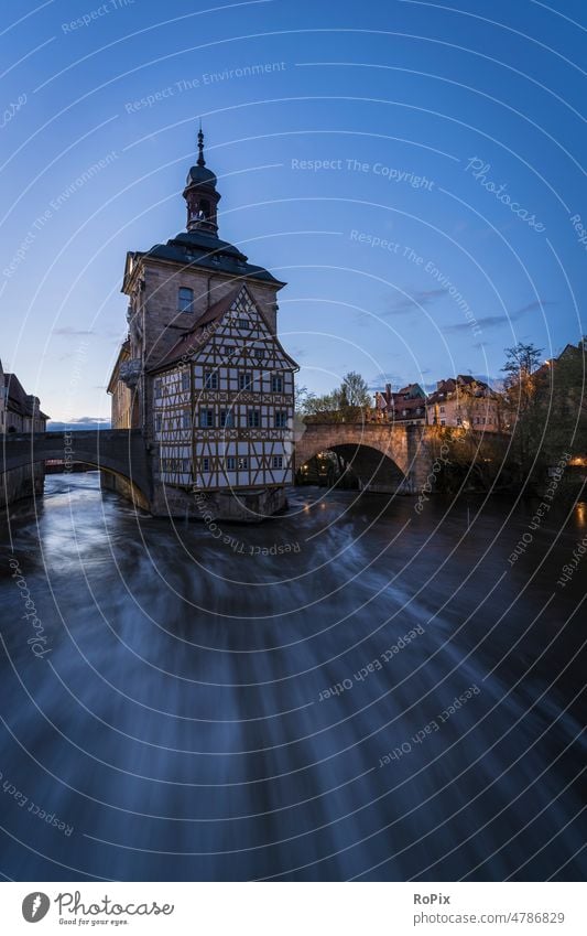 Historisches Rathaus von Bamberg. Stadtmauer wall natur kultur kulturlandschaft parkanlage schild Kloster kirche klosterkirche gebäude architektur glaube