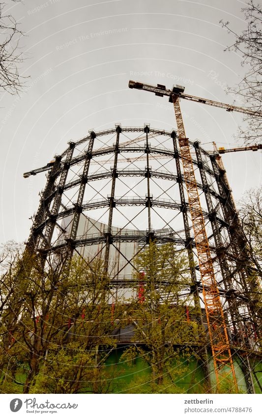 Gasometer Schöneberg berlin deutschland fassade fenster gebäude hauptstadt haus leben reise skyline stadtbezirk straßenfotografie street photography städtereise