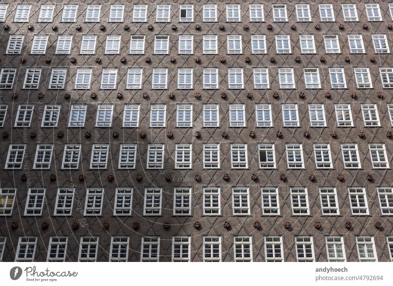 Der Innenhof des Sprinkenhofs in der Hafenstadt Hamburg Architektur blau Baustein Backsteinexpressionismus Mauerwerk Gebäude Business Zentrum Großstadt Klinker