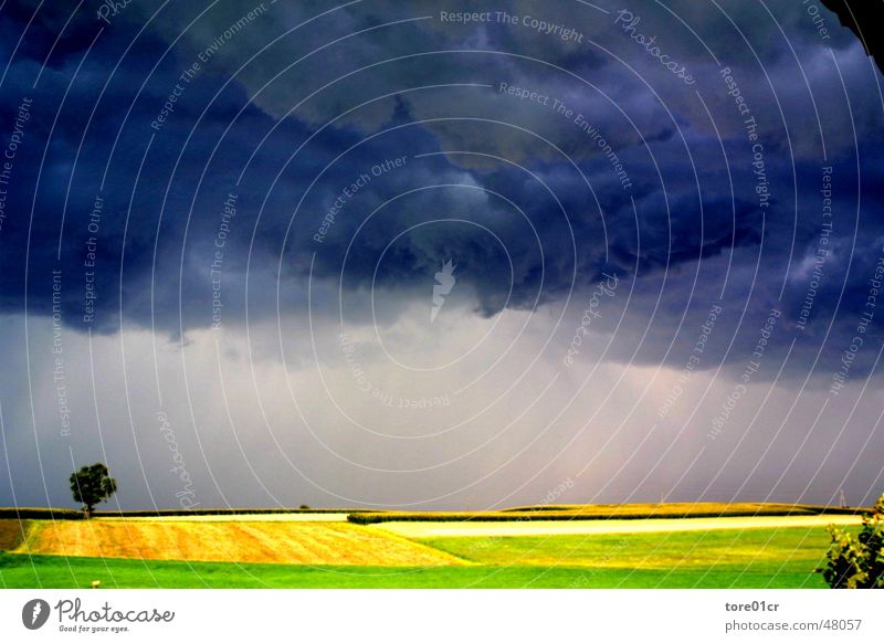 Augenblick von Gut und Böse Sturm Wolken Stimmung Momentaufnahme Gewitter Wetter Erde Graffiti Landschaft Natur Sonnenuntergang