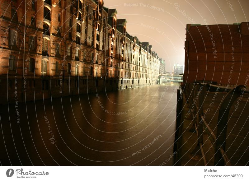 Hamburg Speicherstadt Alte Speicherstadt Gebäude Wasser