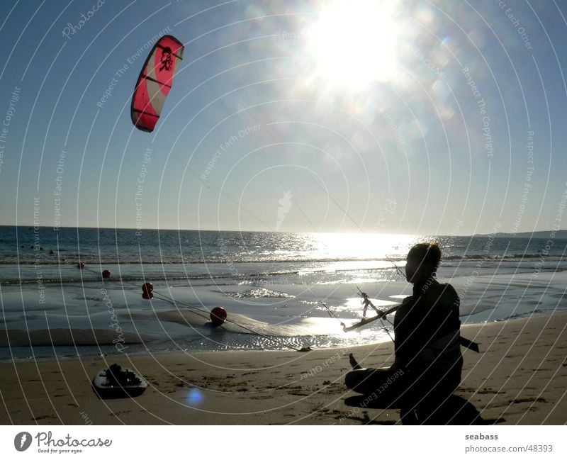 Ruhepause Kiting Kiter Meer ruhig Pause Strand Ferne Sonne