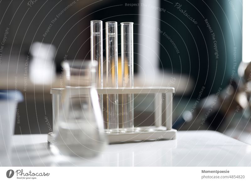 Reagenzgläser Prüfung Wissenschaft Reagenzglas Experiment Chemie Zusatz Wirkstoff Versuchslabor Untersuchung Tropfen Labor forschen Chemikalie Biologie