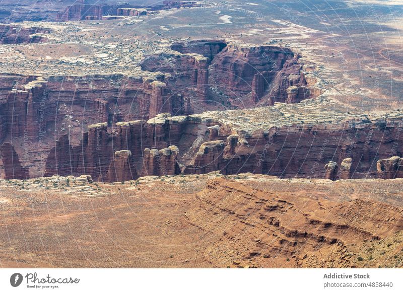 Aussicht auf den Berg von oben Canyonlands Schlucht Klippen Utah Nationalpark Landschaft reisen wüst USA im Freien Natur Denkmal Antenne trocken Wildnis Stein