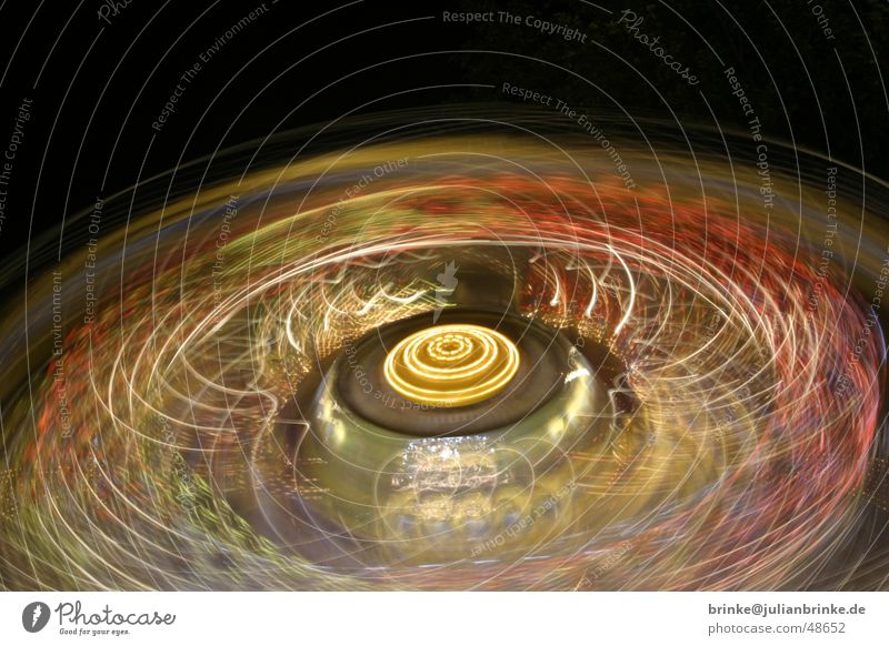 Auf dem Rummel I Riesenrad Koloss Jahrmarkt Nacht Licht Muster Langzeitbelichtung bewegungslos Krefeld Fairness wonder wheel night light static dynamic Dynamik