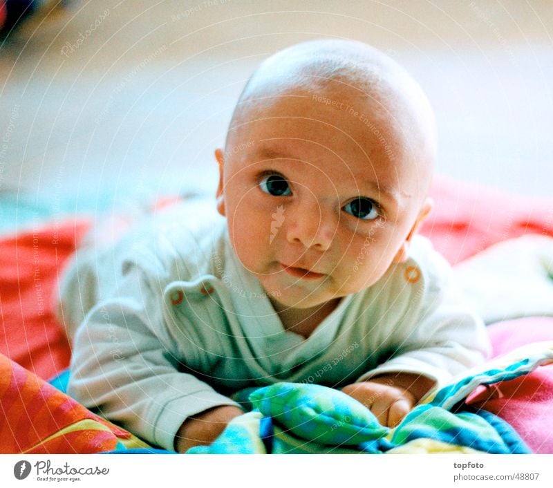 Baby Kind Hallo süß Blick Auge