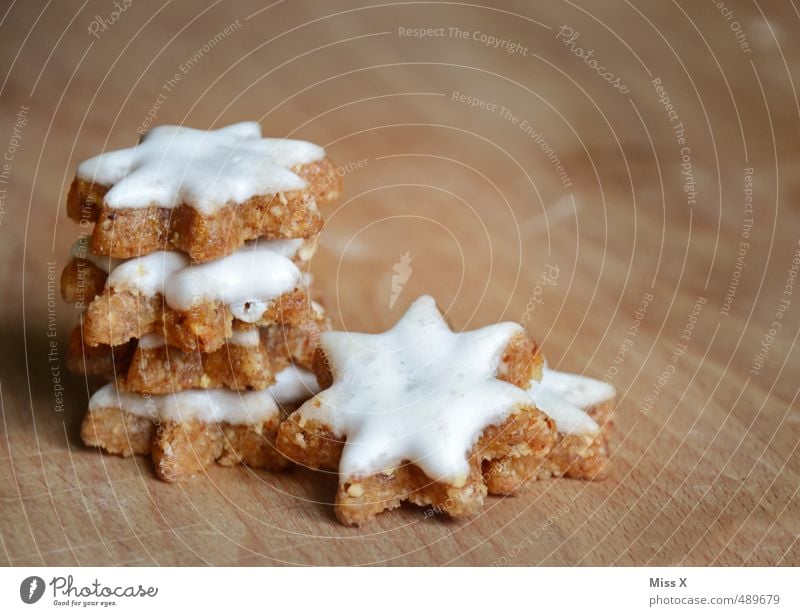 Zimtsterne Lebensmittel Teigwaren Backwaren Süßwaren Ernährung lecker süß Plätzchen Weihnachtsgebäck Stern (Symbol) Stapel Zuckerguß Weihnachten & Advent