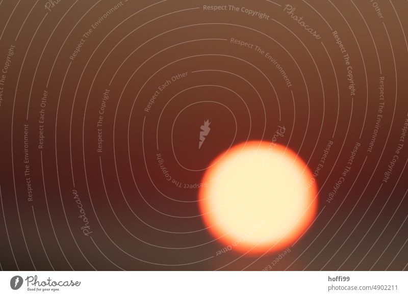 unscharfe abstrakte Sonne grafisch Licht Sonnenlicht unscharfer Hintergrund Sonnenuntergangslicht Sonnenaufgang Morgendämmerung Abenddämmerung