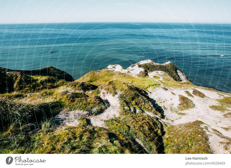 Dünen mit Meerblick Nordsee Küste Küstenlinie Küstenstreifen Küstenlandschaft dünenlandschaft Tourismus Strand Natur Landschaft Ferien & Urlaub & Reisen