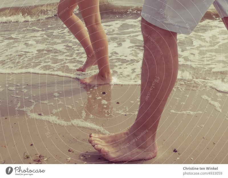 Wanderlust | barfuß an der Nordsee Strand Meer Ferien & Urlaub & Reisen Erholung Sand Sommerurlaub Spaziergang am Strand Ebbe und Flut laufen Wasser Wattenmeer