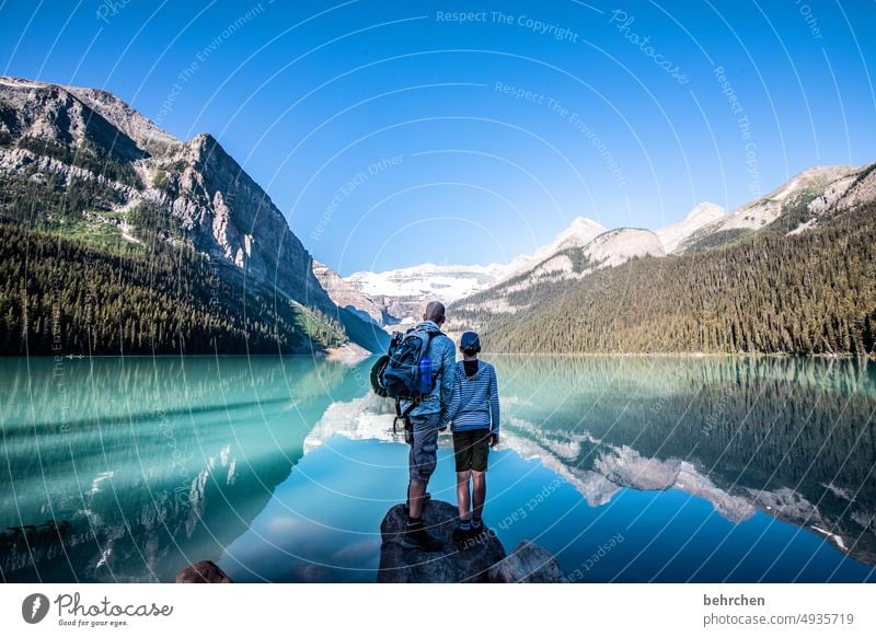 träume leben Alberta Abenteuer Freiheit See Landschaft Berge u. Gebirge Kanada Außenaufnahme Natur Rocky Mountains Nordamerika Farbfoto fantastisch Tourismus