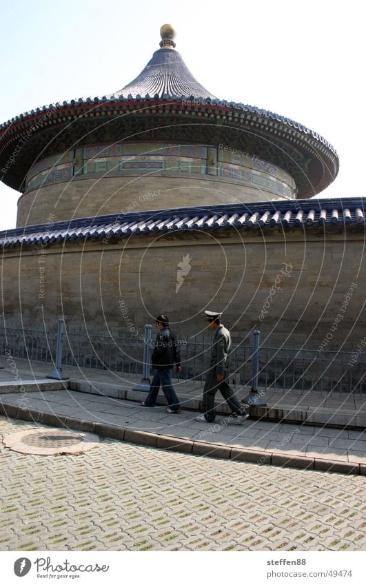 Rundgang China Spaziergang Tempel laufen Turm