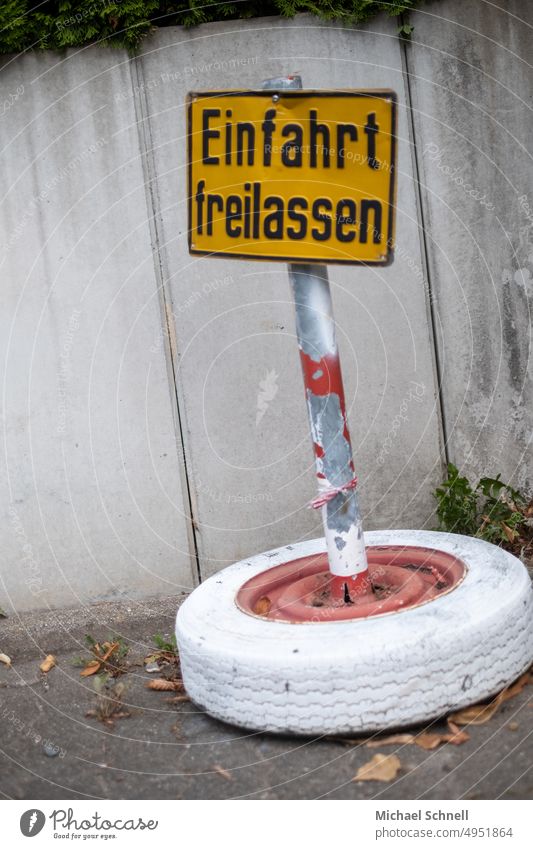 Einfahrt freilassen Schilder & Markierungen Hinweisschild Verbotsschild Warnschild Zeichen einfahrt freihalten