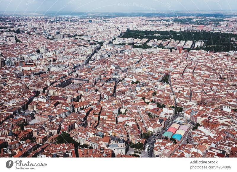 Stadtlandschaft mit ausgebauter Infrastruktur Gebäude Architektur Entwicklung Antenne Quadrat Spanien im Freien Madrid Großstadt Kapital Straße urban Skyline