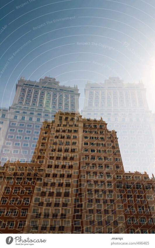 Aufbau Lifestyle Stil Design Wolkenloser Himmel Schönes Wetter Hochhaus Bauwerk Gebäude Architektur bauen außergewöhnlich Coolness gigantisch hoch verrückt