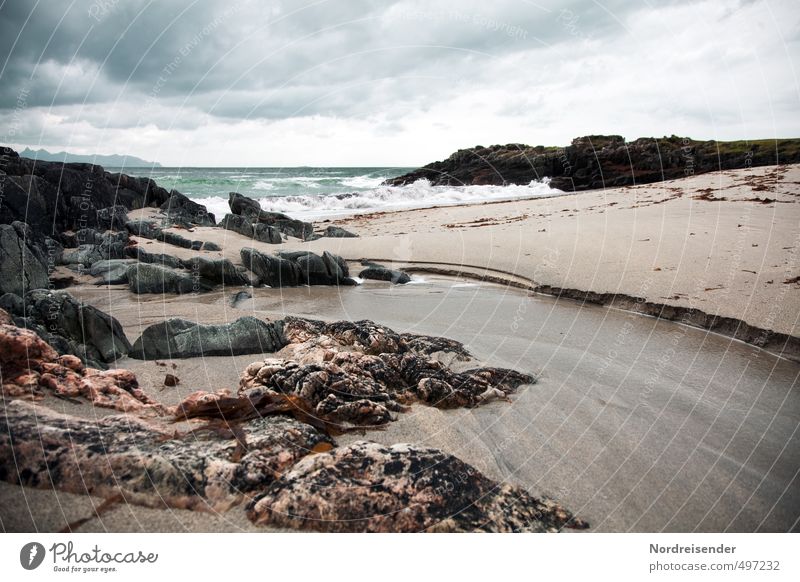 Vesterålen Ferne Freiheit Meer Wellen Natur Landschaft Urelemente Sand Wasser Klima Wetter schlechtes Wetter Wind Sturm Felsen Küste Riff bizarr Einsamkeit