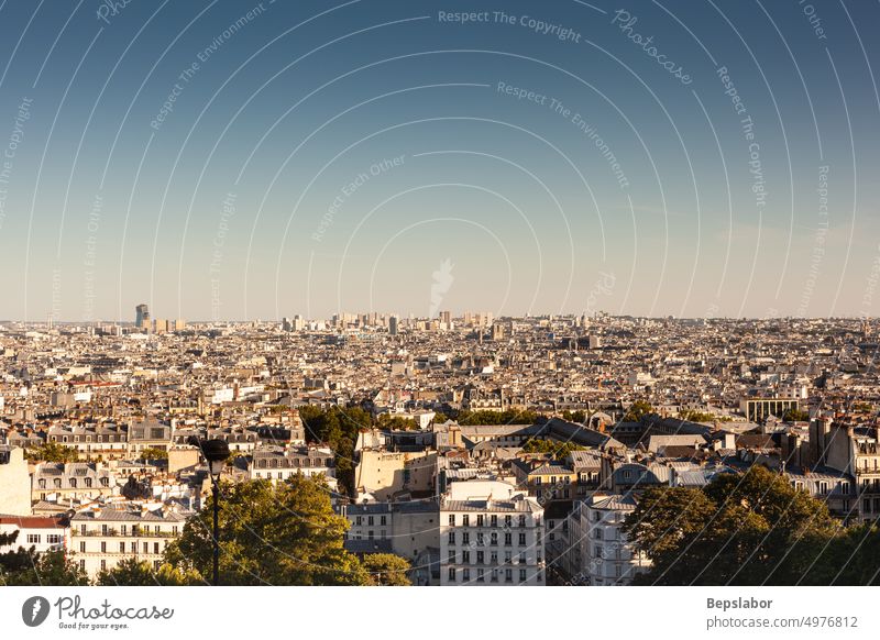 Die Stadt Paris von ihrem höchsten Punkt in Montmartre, Paris Gebäude Panorama romantisch Skyline Szene pariserisch Französisch Frankreich Sonnenuntergang Turm