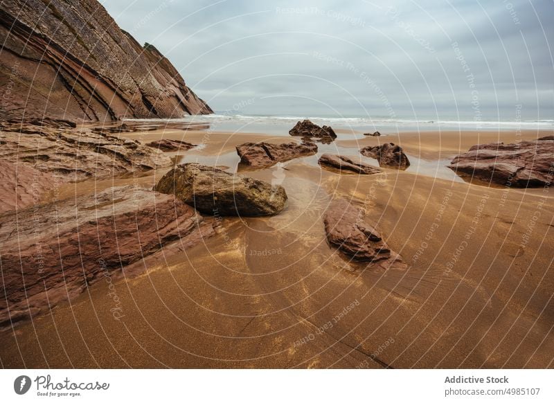 Küstenlandschaft am Strand von Zumaya Basken Land Spanien Zumaia Geologie reisen Flysch MEER Natur unesco zumaya Landschaft Meer Felsen Ufer Küstenlinie Klippe