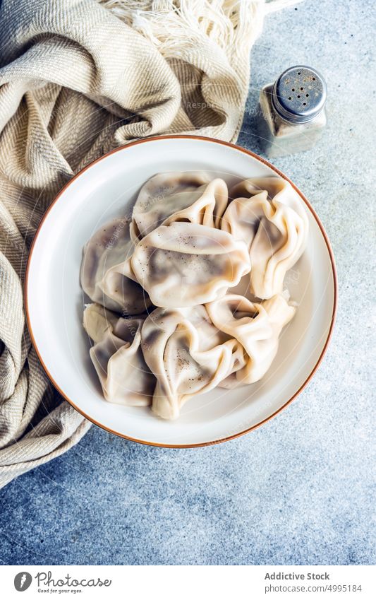 Georgische Knödel khinkali Schalen & Schüsseln gekocht Küche Abendessen Lebensmittel georgisch Mahlzeit Fleisch Schläfchen Paprika gewürzt Tischwäsche