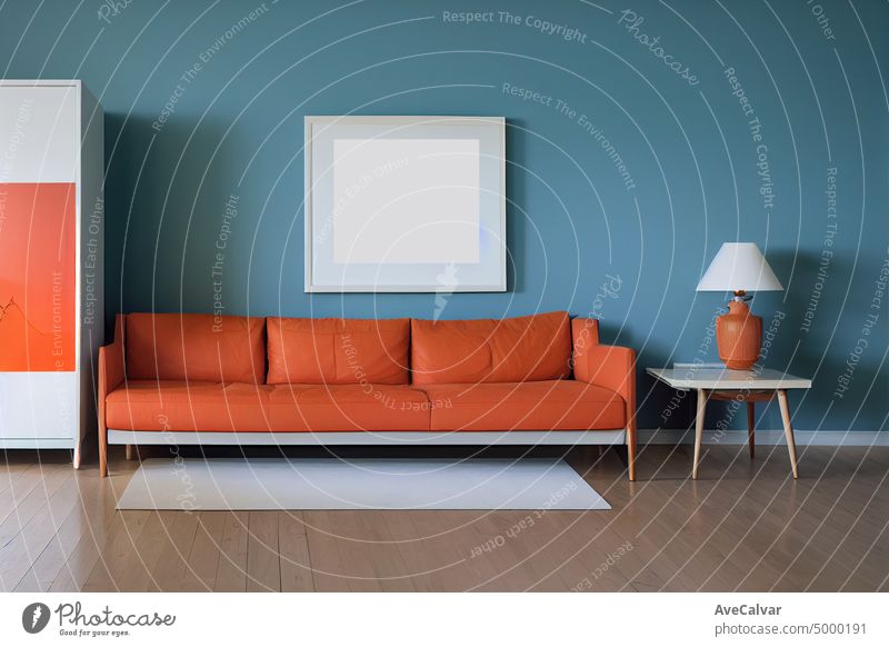 Leere Bilderrahmen Mockups auf weißer Wand. Weißes Wohnzimmer Design. Ansicht der modernen Boho-Stil Interieur mit sofa.Interior und Rahmen mockup.View der modernen skandinavischen Stil Interieur mit Stuhl.