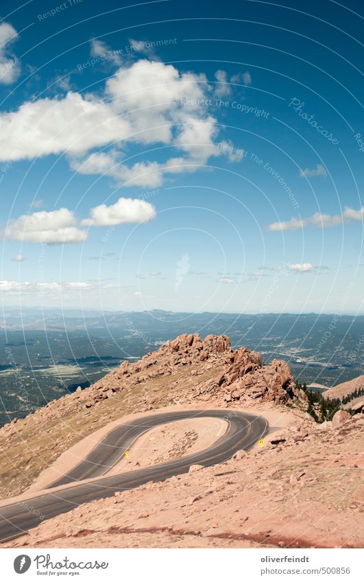 Kurve II Ferien & Urlaub & Reisen Ausflug Abenteuer Ferne Freiheit Berge u. Gebirge wandern Umwelt Natur Landschaft Urelemente Erde Himmel Wolken Sommer