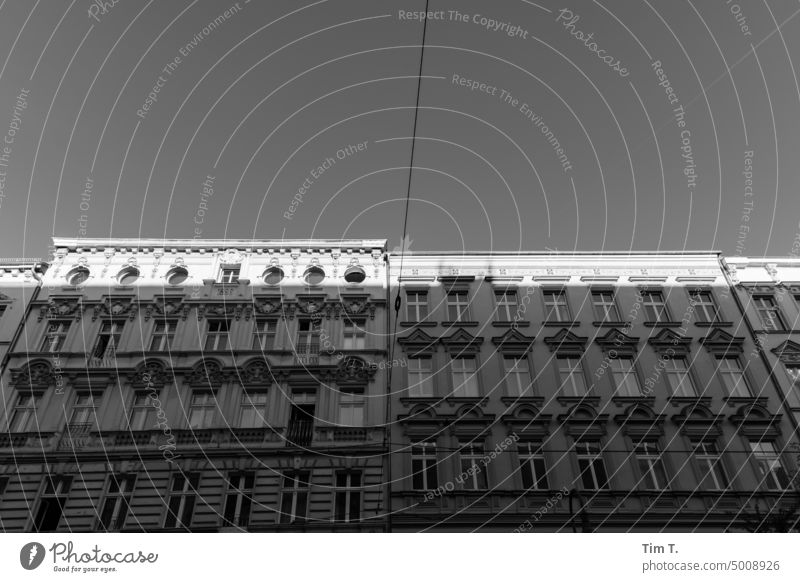 Berlin Prenzlauer Berg Fassade Straße pappelallee Häuser Stadt Hauptstadt Architektur Altbau Stadtzentrum Außenaufnahme Altstadt Haus Menschenleer Tag Bauwerk