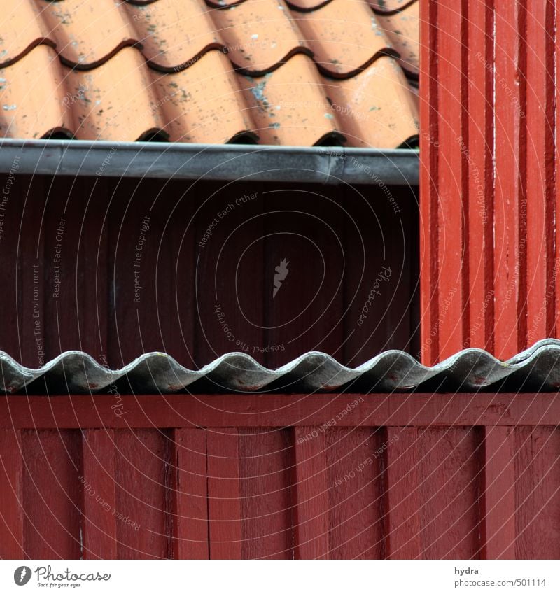 bedacht Dachziegel Handwerk Baustelle Haus Hütte Scheune anbauen Mauer Wand Fassade Dachrinne Anstrich Lackierung lackiert Holzwand Holzhaus Holzhütte Linie rot