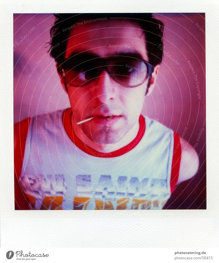 polaroid SX 70 Brille Streichholz rot Disco Mann Coolness Polaroid sx70 sx 70 portait