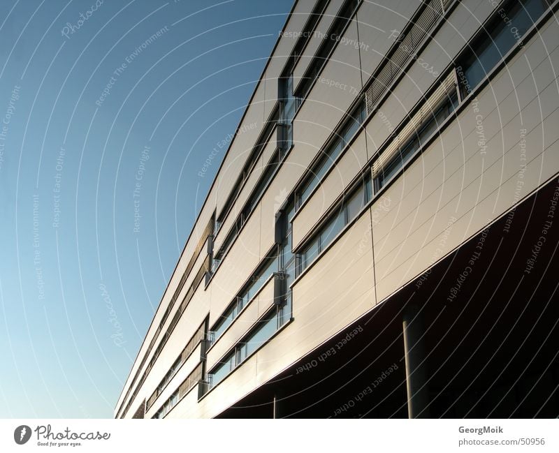 unendlich Haus Gebäude Bad Gleichenberg Fachhochschule Johanneum Fenster Himmel Licht Außenaufnahme Österreich Bundesland Steiermark Moderne Architektur modern