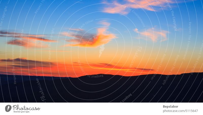 Sonnenuntergang Rufeno-Berg Wolken wolkig Silhouette Himmel Landschaft rufeno Tal Berge u. Gebirge Landschaft - Landschaft malerisch Panorama (Aussicht) Natur