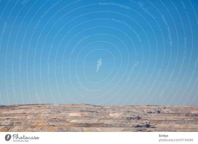 Braunkohlentagebau, Schaufelradbagger und Absetzer in einer tristen Umgebung Abraum Umweltzerstörung Klimawandel Politik & Staat Nordrhein-Westfalen