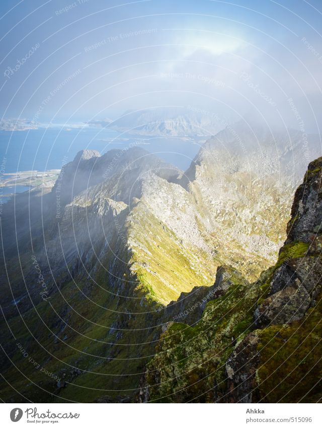 Into the mountain Ferien & Urlaub & Reisen Ausflug Abenteuer Ferne Freiheit Expedition Natur Landschaft Herbst Berge u. Gebirge Fjord atmen elegant Stimmung