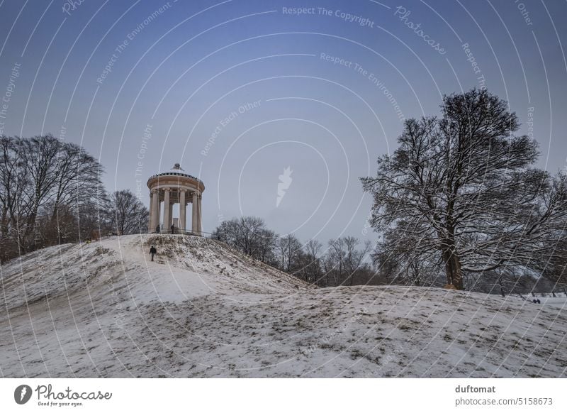 München, Monopteros im Englischen Garten im Winter monopteros Stadt Bayern Schnee Deutschland Architektur Himmel Wahrzeichen Tourismus Sightseeing