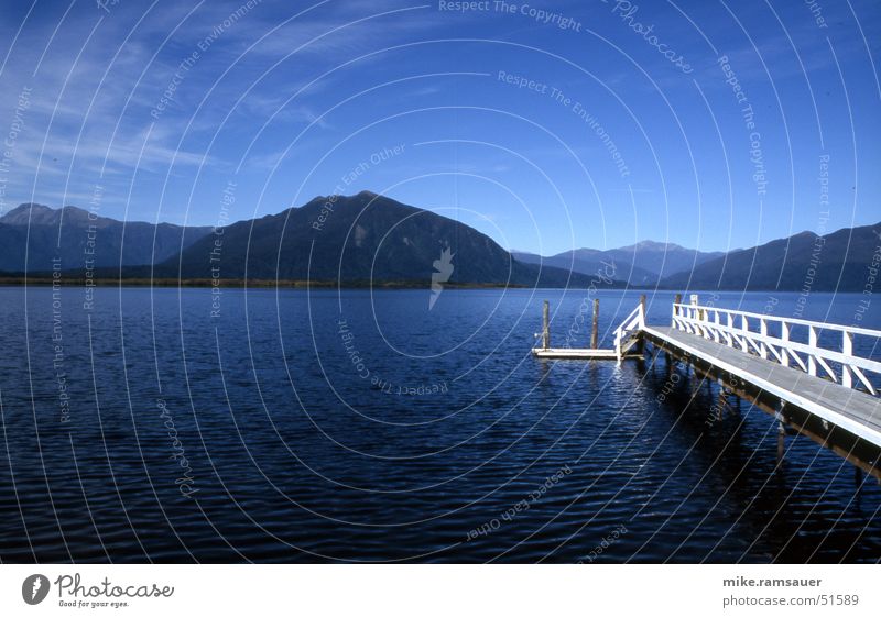 Deep Blue Something See Steg weiß Gebirgssee blau Neuseeland Panorama (Aussicht) Himmel Blick groß