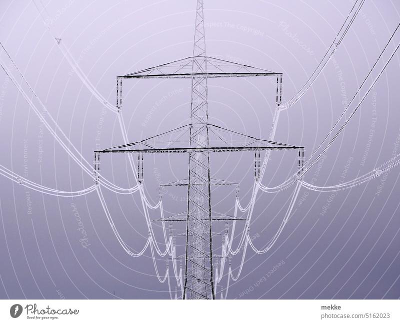 Eingefrorener Strom oder ein Supraleiter? Stromleitung Überlandleitung Raureif Energiewende Winter Spannung Frost Überlandleitungen Kälte Technik & Technologie