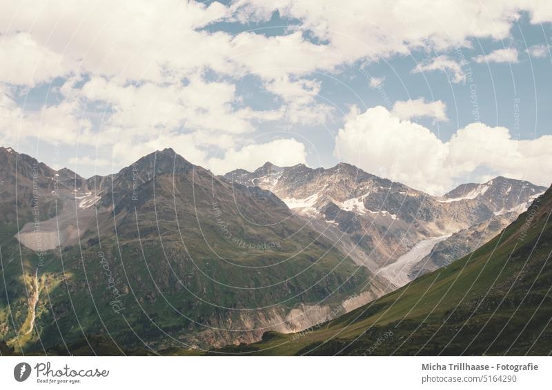 Kaunertaler Gletscher / Österreich Gletscherstrasse Tirol Berge Gipfel Alpen Berge u. Gebirge Täler Fels Felsen Wiesen Bäume Landschaft Natur Himmel Wolken