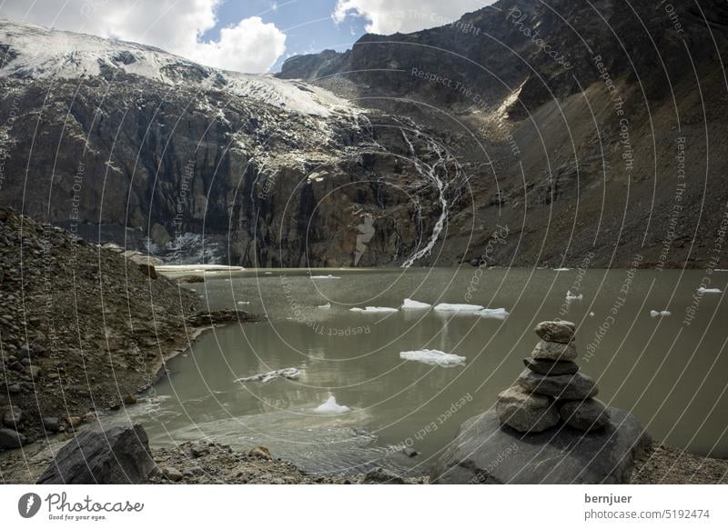 Sulzenausee in den Tiroler Bergen Wolke sonnig Beiljoch Landschaft wild blau Outdoor Stein Peiljoch Wandern Natur Gletscher Wasserfall Top Felsen Sommer felsig