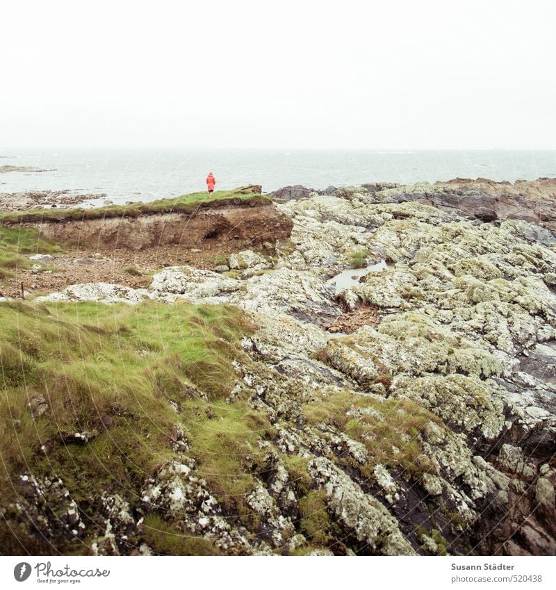 Irland Abenteuer Ferne Freiheit Strand Meer Insel Wellen Winter 1 Mensch Herbst Bucht Riff Mantel außergewöhnlich Republik Irland Moos Westirland Connemara