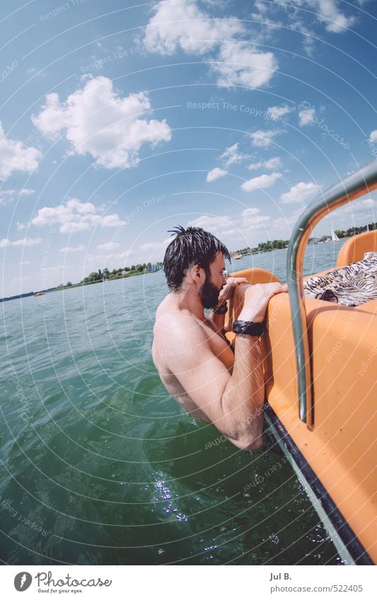 Abhängen maskulin Junger Mann Jugendliche Kopf 1 Mensch 18-30 Jahre Erwachsene Umwelt Natur Schönes Wetter See Schwimmen & Baden Abenteuer Farbfoto mehrfarbig