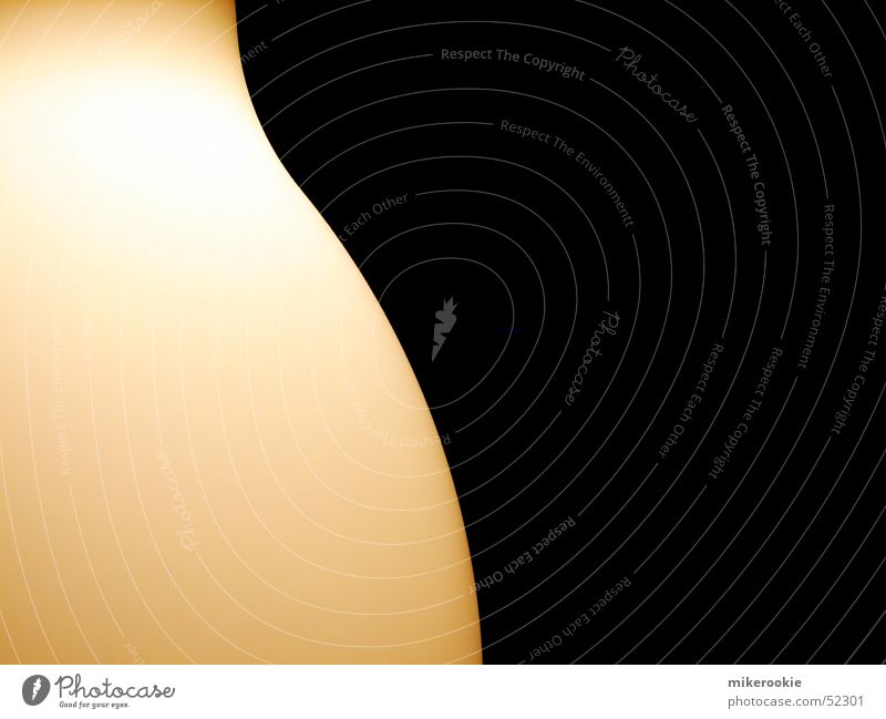 Silhouette Farbfoto Innenaufnahme Nahaufnahme Experiment Textfreiraum rechts Licht Kontrast Profil Möbel Lampe Wohnzimmer Energiewirtschaft