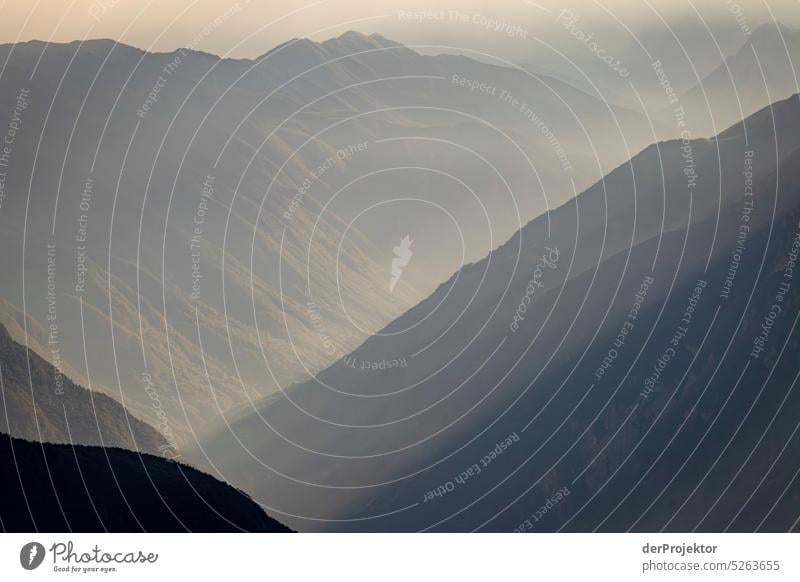 Sonnenaufgang im Nationalpark Triglav Panorama (Aussicht) Totale Starke Tiefenschärfe Sonnenuntergang Sonnenstrahlen Sonnenlicht Lichterscheinung