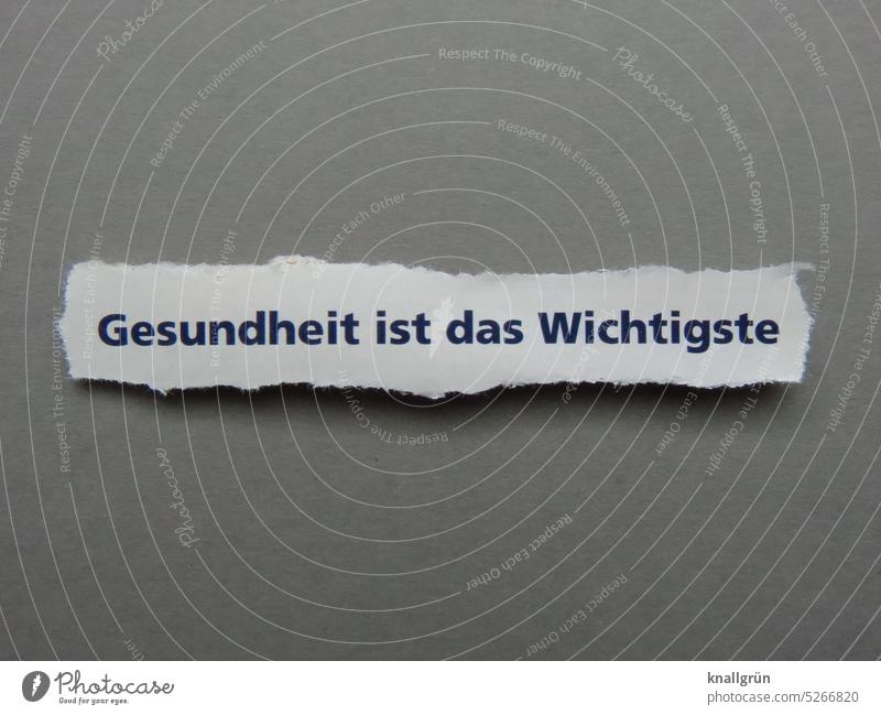 Gesundheit ist das Wichtigste wichtig Leben Krankheit Mensch wertvoll Nahaufnahme Farbfoto Priorität Schutz Gesunde Ernährung gesunder lebensstil Vorsorge